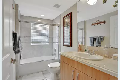 3210 NE 5th St, Unit #202, Pompano Beach, FL 33062 - Photo 20