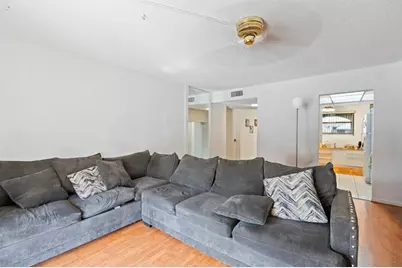 10762  La Placida Dr, Unit #7-106, Coral Springs, FL 33065 - Photo 8