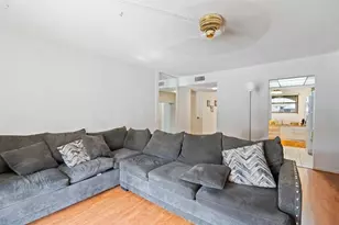 10762 La Placida Dr, Coral Springs, FL 33065 - Photo 8