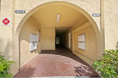 10762  La Placida Dr, Unit #7-106, Coral Springs, FL 33065 - Photo 4