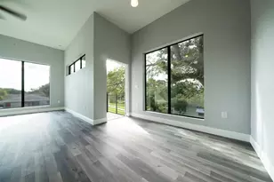 333 NW 41st St, Oakland Park, FL 33309 - Photo 10