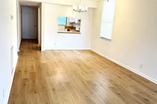 8433 Forest Hills Dr, Coral Springs, FL 33065 - Photo 4