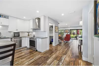 261 NE 16th Pl, Unit #305, Fort Lauderdale, FL 33305 - Photo 8