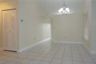 13936 Langley Pl, Davie, FL 33325 - Photo 8