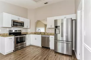 1890 4th Ave, Vero Beach, FL 32962 - Photo 2