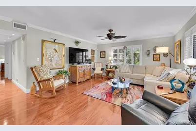 1920 NE 1st Terrace, Unit #212H, Wilton Manors, FL 33305 - Photo 2