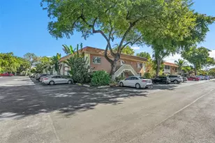 1920 NE 1st Terrace, Wilton Manors, FL 33305 - Photo 26