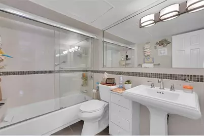 1920 NE 1st Terrace, Unit #212H, Wilton Manors, FL 33305 - Photo 18