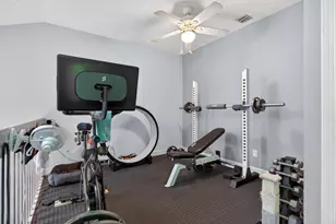 2047 Winners Cir, North Lauderdale, FL 33068 - Photo 18