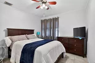 2047 Winners Cir, North Lauderdale, FL 33068 - Photo 14