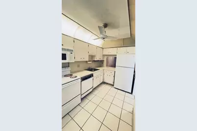 2601 NE 14th Street Cswy, Unit #142, Pompano Beach, FL 33062 - Photo 12