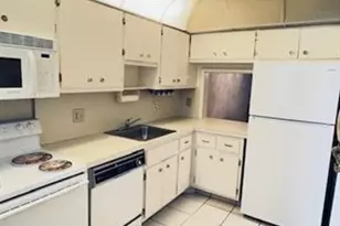 2601 NE 14th Street Cswy Unit, Pompano Beach, FL 33062 - Photo 12