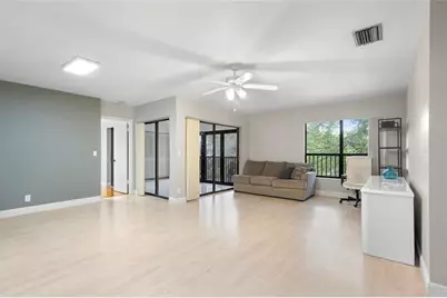 3167  Cocoplum Cir, Unit #3167, Pompano Beach, FL 33063 - Photo 4