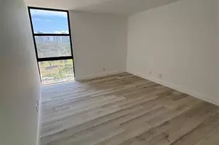 20301 W Country Club Dr Unit, Aventura, FL 33180 - Photo 14