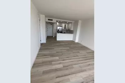 20301 W Country Club Dr, Unit #1127, Aventura, FL 33180 - Photo 10