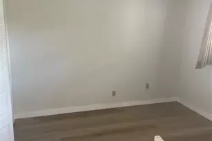 1025 Country Club Dr, Margate, FL 33063 - Photo 8