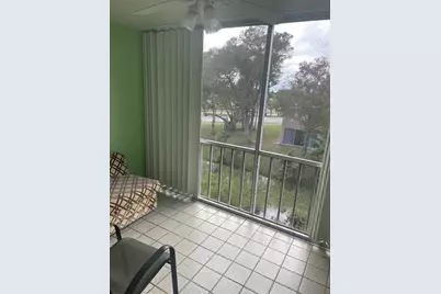 1025  Country Club Dr, Unit #302, Margate, FL 33063 - Photo 10