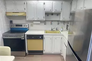 1025 Country Club Dr, Margate, FL 33063 - Photo 2