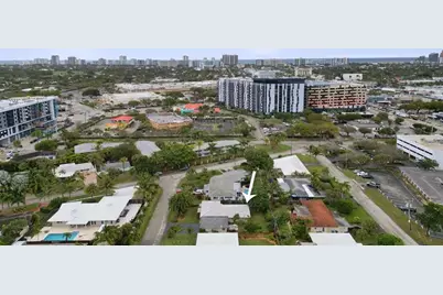 1892 NE 33rd St, Oakland Park, FL 33306 - Photo 50