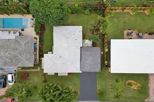 1892 NE 33rd St, Oakland Park, FL 33306 - Photo 48