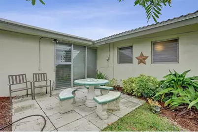 1892 NE 33rd St, Oakland Park, FL 33306 - Photo 38