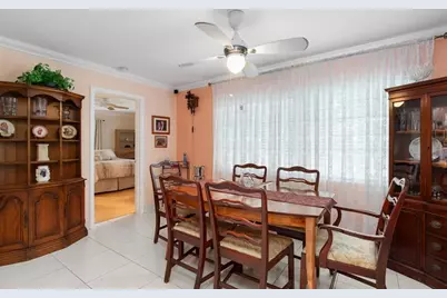 1251 NW 90th Dr, Plantation, FL 33322 - Photo 10