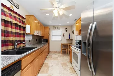 1251 NW 90th Dr, Plantation, FL 33322 - Photo 12