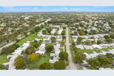 1251 NW 90th Dr, Plantation, FL 33322 - Photo 40
