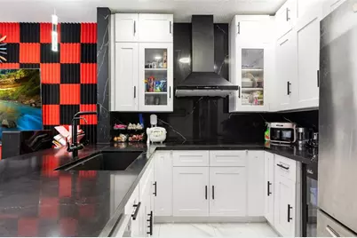 1362 NW 126th Way, Sunrise, FL 33323 - Photo 4