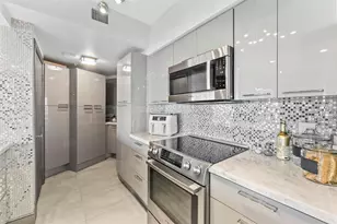 347 N New River Dr E, Fort Lauderdale, FL 33301 - Photo 4