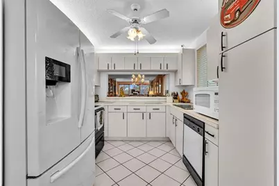 7438 N Devon Dr, Unit #212, Fort Lauderdale, FL 33321 - Photo 4