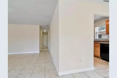 5300 NW 18th St, Unit #4, Lauderhill, FL 33313 - Photo 8