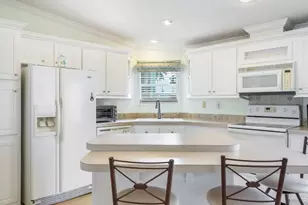 8531 SW 20th Ct, Davie, FL 33324 - Photo 2