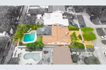 1918 N 39th Ave, Hollywood, FL 33021 - Photo 6