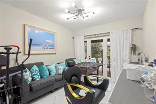 10344 Dorchester Dr, Boca Raton, FL 33428 - Photo 6