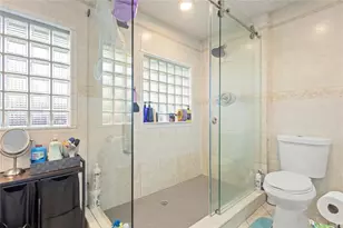 10344 Dorchester Dr, Boca Raton, FL 33428 - Photo 14