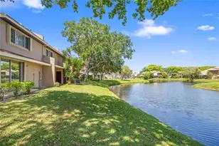 1171 Sussex Dr, North Lauderdale, FL 33068 - Photo 8