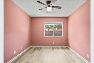 1171  Sussex Dr, North Lauderdale, FL 33068 - Photo 16