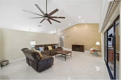 10949 NW 1st Mnr, Coral Springs, FL 33071 - Photo 12