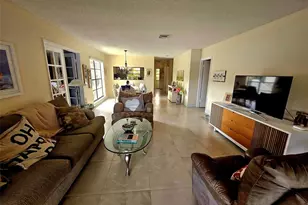 21827 Arriba Real, Boca Raton, FL 33433 - Photo 8