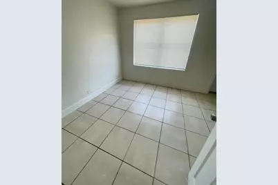 1000 NW 11th Ct, Fort Lauderdale, FL 33311 - Photo 18