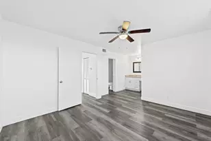 822 Crystal Lake Dr, Deerfield Beach, FL 33064 - Photo 14