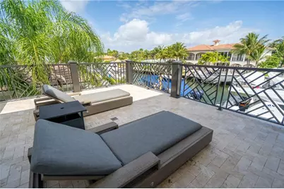 2349 NE 24th St, Lighthouse Point, FL 33064 - Photo 48