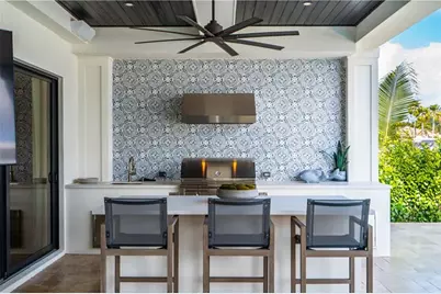 2349 NE 24th St, Lighthouse Point, FL 33064 - Photo 26