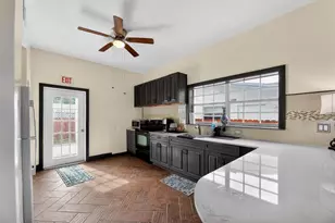 1934 Washington St, Hollywood, FL 33020 - Photo 4