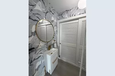 2421  Lake Pancoast Dr, Unit #Eg, Miami Beach, FL 33140 - Photo 12