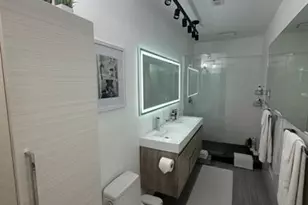 2421 Lake Pancoast Dr, Miami Beach, FL 33140 - Photo 20