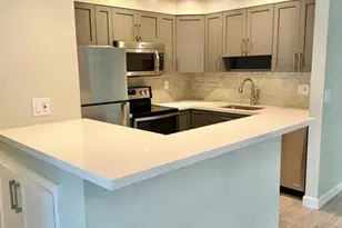 130 Cypress Club Dr, Pompano Beach, FL 33060 - Photo 6