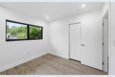 1812 SW 30th St, Fort Lauderdale, FL 33315 - Photo 10