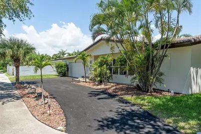 2181 NE 62nd St, Fort Lauderdale, FL 33308 - Photo 6